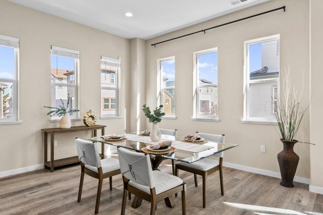 2130 Pastoral Loop, San Jose, CA 95122