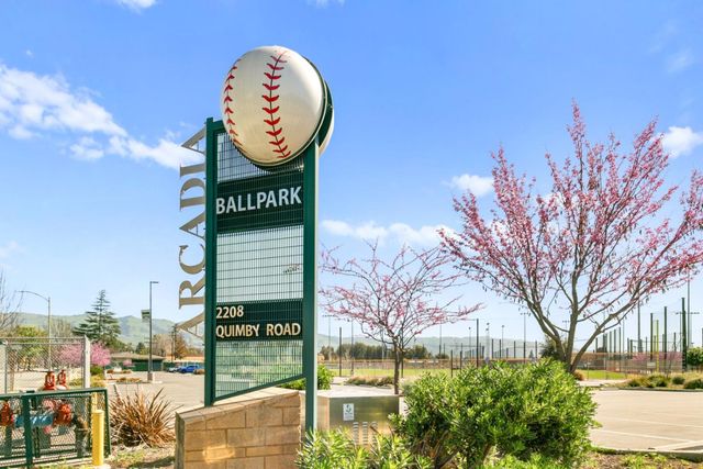 2130 Pastoral Loop, San Jose, CA 95122