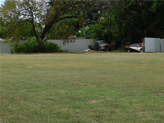 8014 Blossom Lane, Dallas, TX 75227