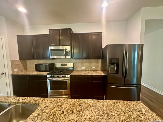 9102 Jersey Stone, San Antonio, TX 78254