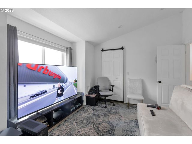 7943 Sw 17TH Ave, Portland, OR 97219