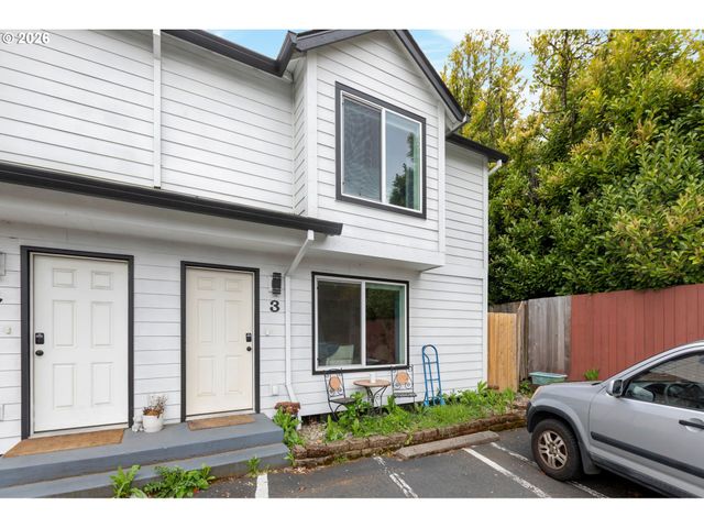 7943 Sw 17TH Ave, Portland, OR 97219