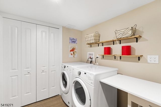 256 Old Forge Rd, Long Hill Twp., NJ 07946