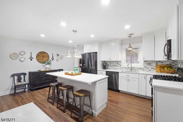 256 Old Forge Rd, Long Hill Twp., NJ 07946