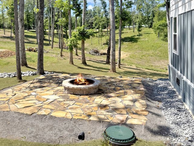 123 Pine Grove Ln, Dover, TN 37058