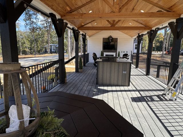 123 Pine Grove Ln, Dover, TN 37058