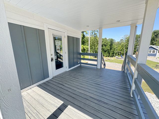 123 Pine Grove Ln, Dover, TN 37058