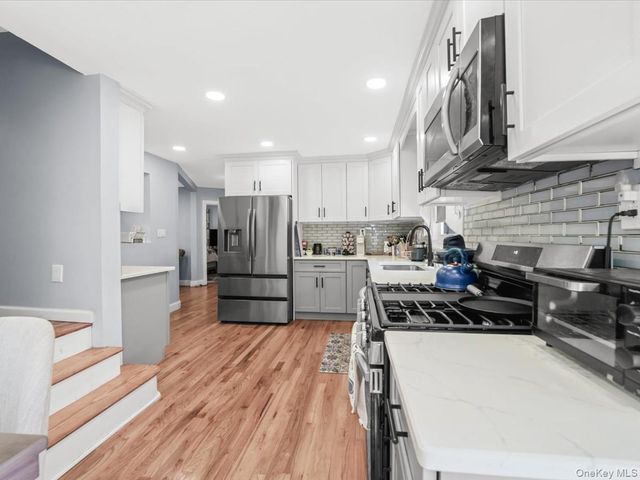 596 Terrace Place, Baldwin, NY 11510