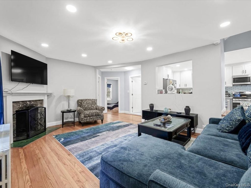 596 Terrace Place, Baldwin, NY 11510 — photo 3