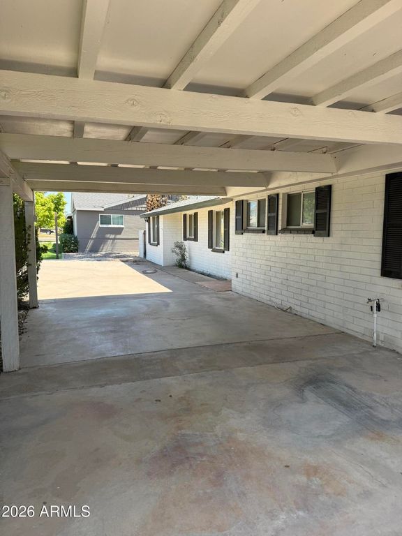 815 E CAVALIER Drive, Phoenix, AZ 85014 — photo 4