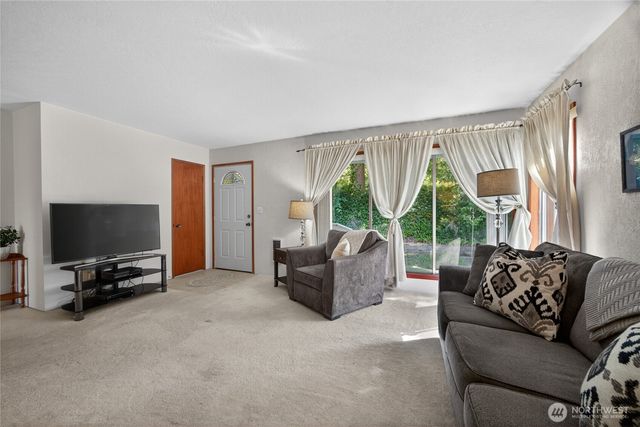 371 SE Summit Road, Chehalis, WA 98532