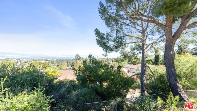 21727 Planewood Drive, Woodland Hills (los Angeles), CA 91364