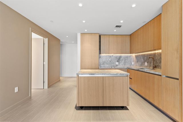 500 Alton Road 1006, Miami Beach, FL 33139