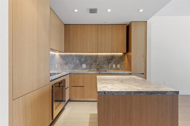 500 Alton Road 1006, Miami Beach, FL 33139