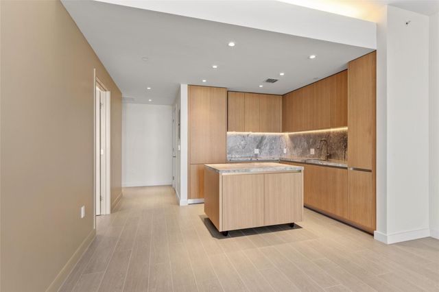 500 Alton Road 1006, Miami Beach, FL 33139