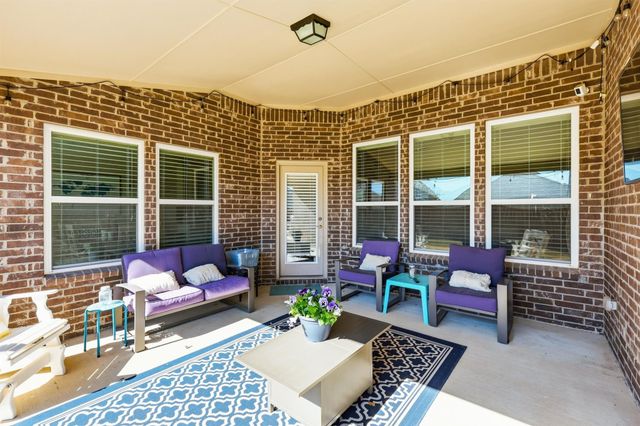 1145 Berrydale Drive, Northlake, TX 76226