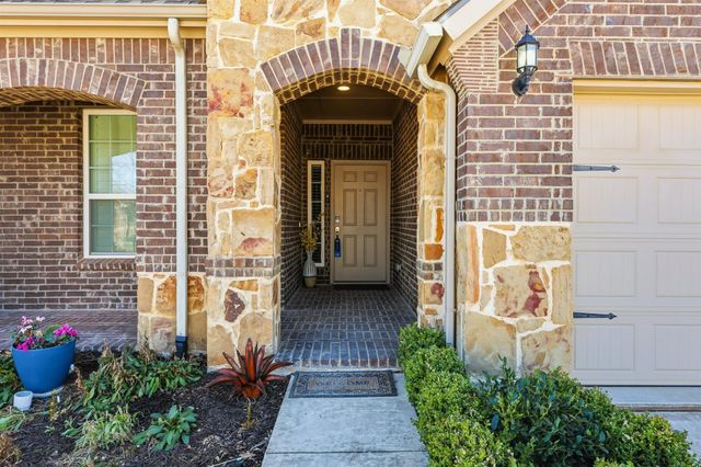 1145 Berrydale Drive, Northlake, TX 76226