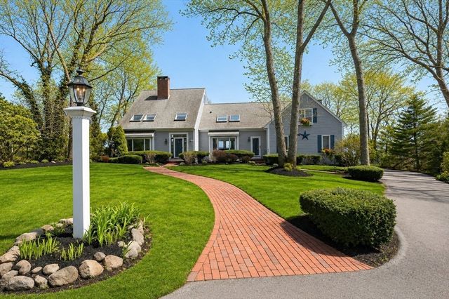 19 Ellisville Rd, Plymouth, MA 02360