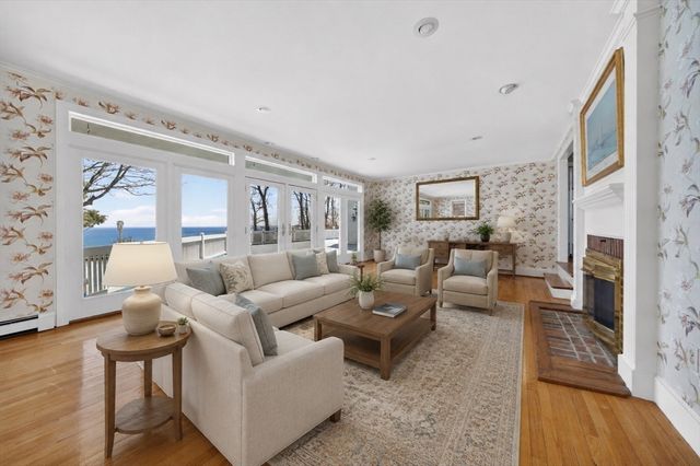 19 Ellisville Rd, Plymouth, MA 02360