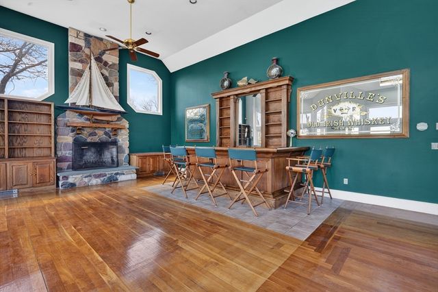 19 Ellisville Rd, Plymouth, MA 02360