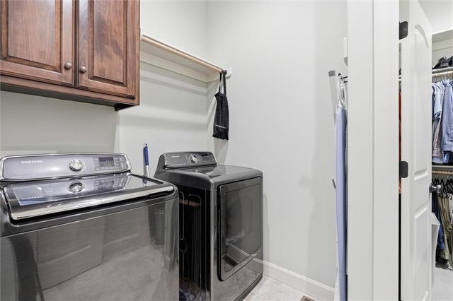 22208 W 121st Street, Olathe, KS 66061