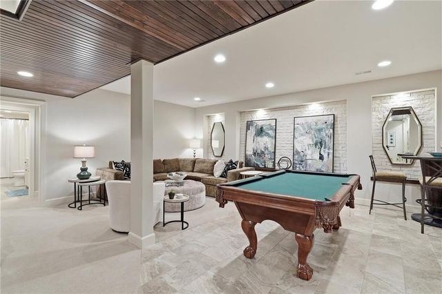 22208 W 121st Street, Olathe, KS 66061