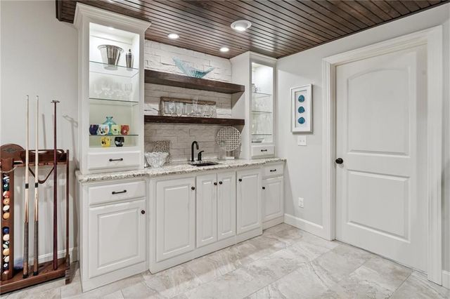 22208 W 121st Street, Olathe, KS 66061