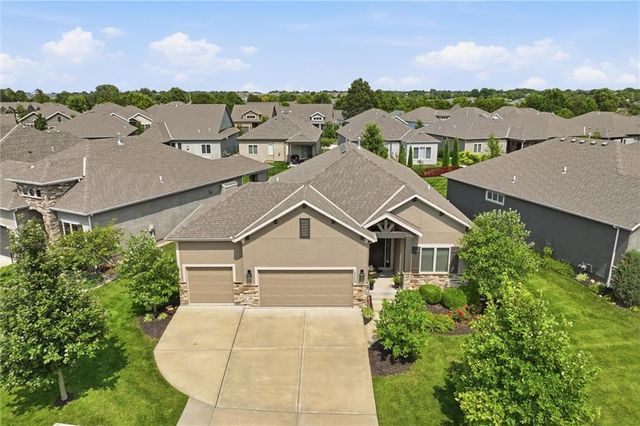 22208 W 121st Street, Olathe, KS 66061