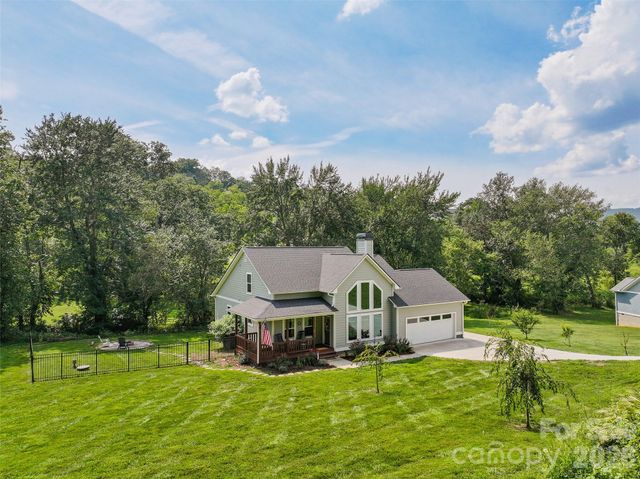 31 Baby Bear Cove, Clyde, NC 28721
