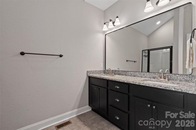 31 Baby Bear Cove, Clyde, NC 28721