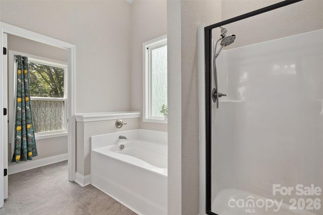31 Baby Bear Cove, Clyde, NC 28721