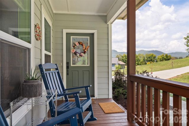 31 Baby Bear Cove, Clyde, NC 28721