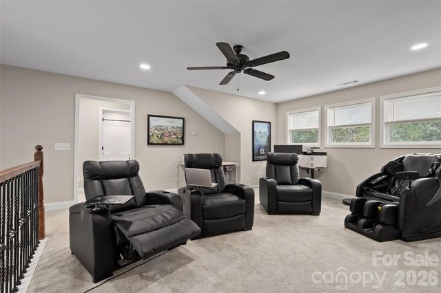 31 Baby Bear Cove, Clyde, NC 28721