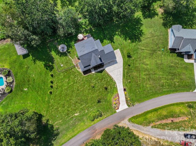 31 Baby Bear Cove, Clyde, NC 28721