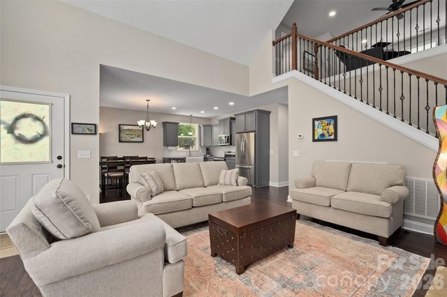 31 Baby Bear Cove, Clyde, NC 28721