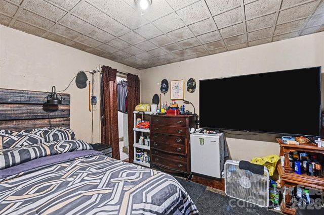 114 Norwood Drive, Charlotte, NC 28208