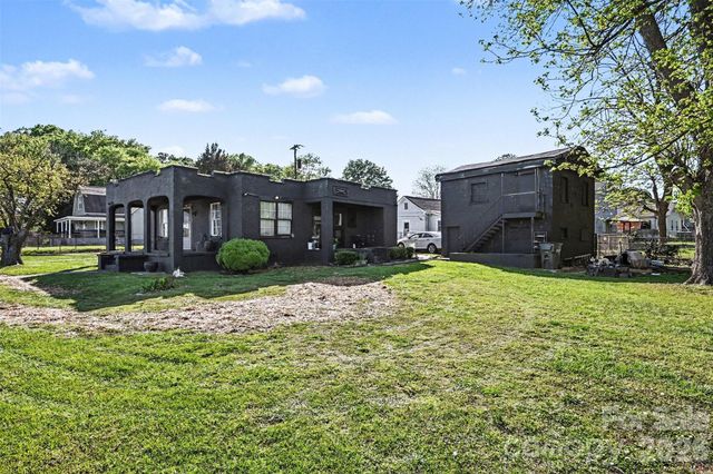 114 Norwood Drive, Charlotte, NC 28208