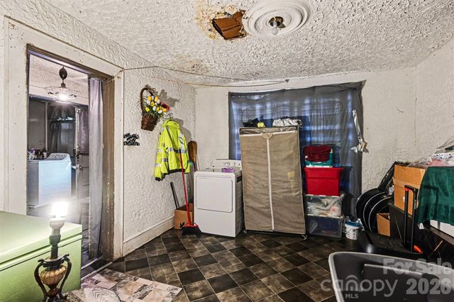 114 Norwood Drive, Charlotte, NC 28208