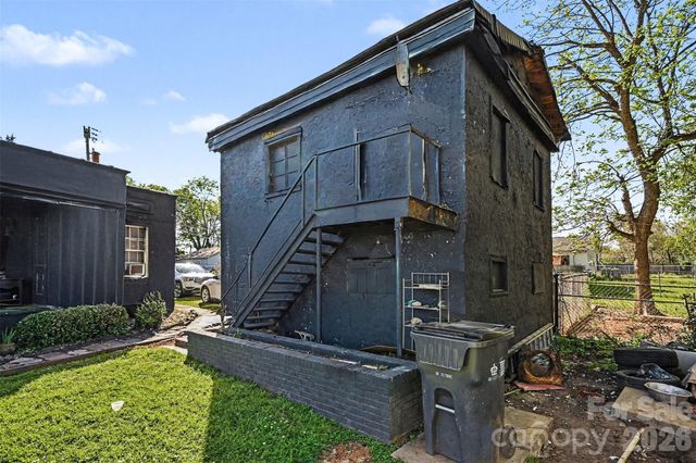 114 Norwood Drive, Charlotte, NC 28208