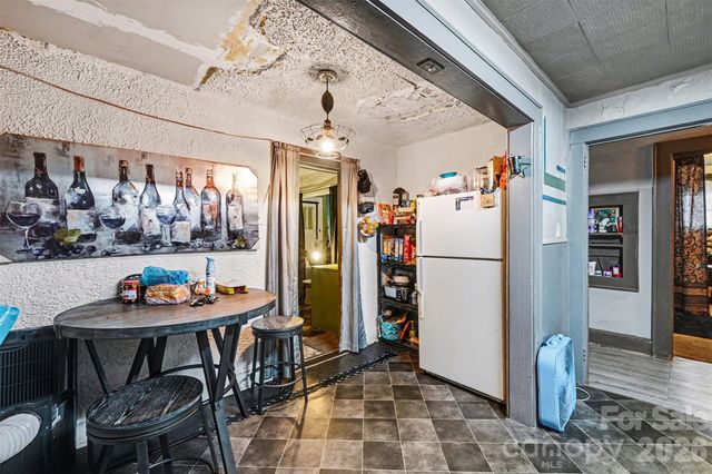 114 Norwood Drive, Charlotte, NC 28208