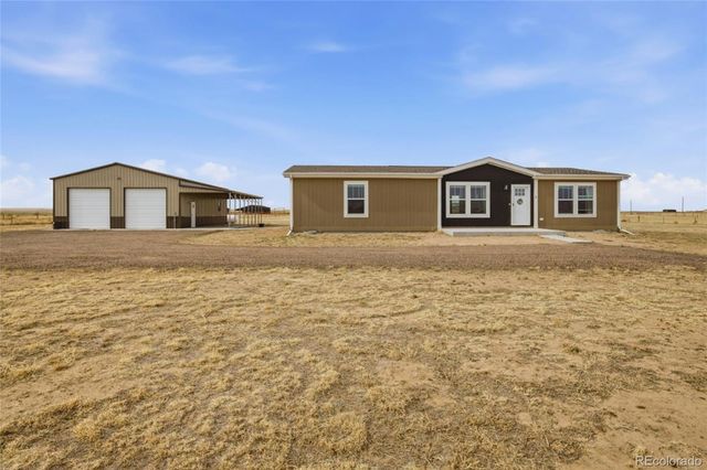 8 Brown Drive, Wiggins, CO 80654
