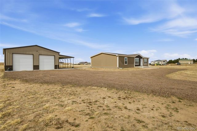 8 Brown Drive, Wiggins, CO 80654