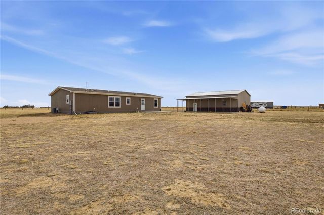 8 Brown Drive, Wiggins, CO 80654