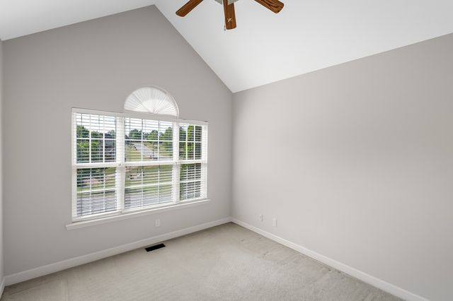 1901 Summer Lk, Mount Juliet, TN 37122