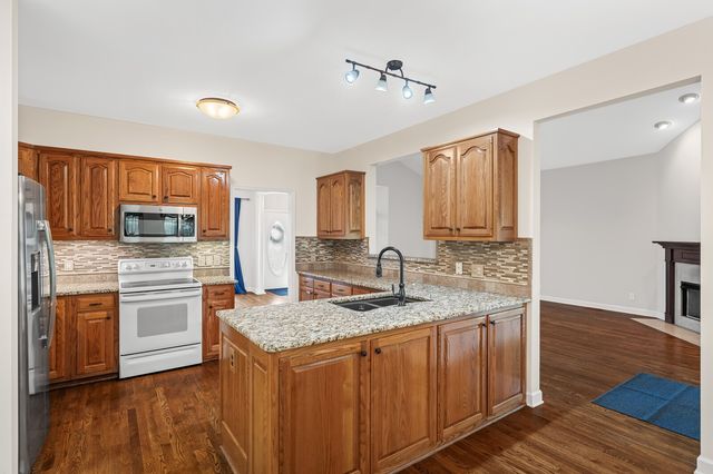 1901 Summer Lk, Mount Juliet, TN 37122
