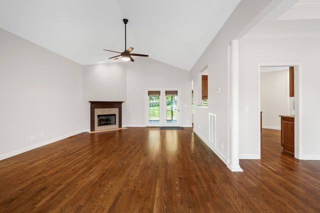 1901 Summer Lk, Mount Juliet, TN 37122