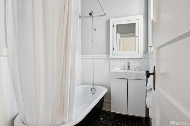 1667 Hayes Street, San Francisco, CA 94117