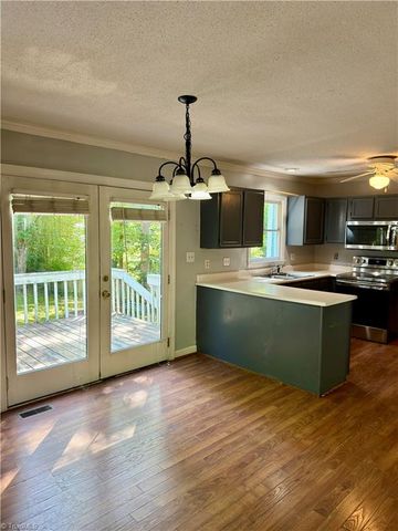 3 Swiftcreek Court, Greensboro, NC 27407