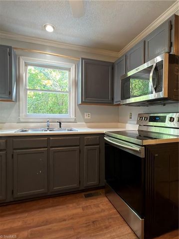 3 Swiftcreek Court, Greensboro, NC 27407