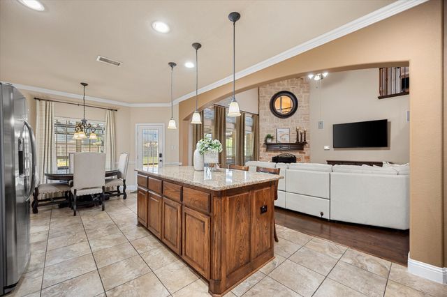 801 Sierra Avenue, Mansfield, TX 76063